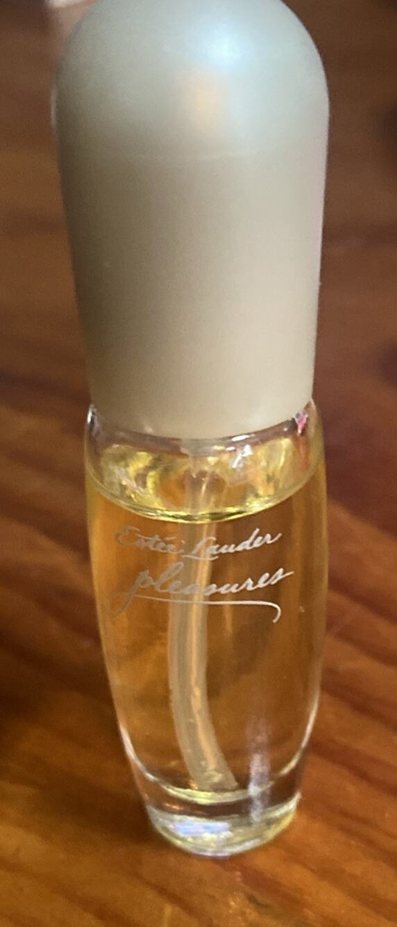 Estee Lauder PLEASURES Perfume Mini Travel Spray Bottle 0.14 fl oz/4.0 ml